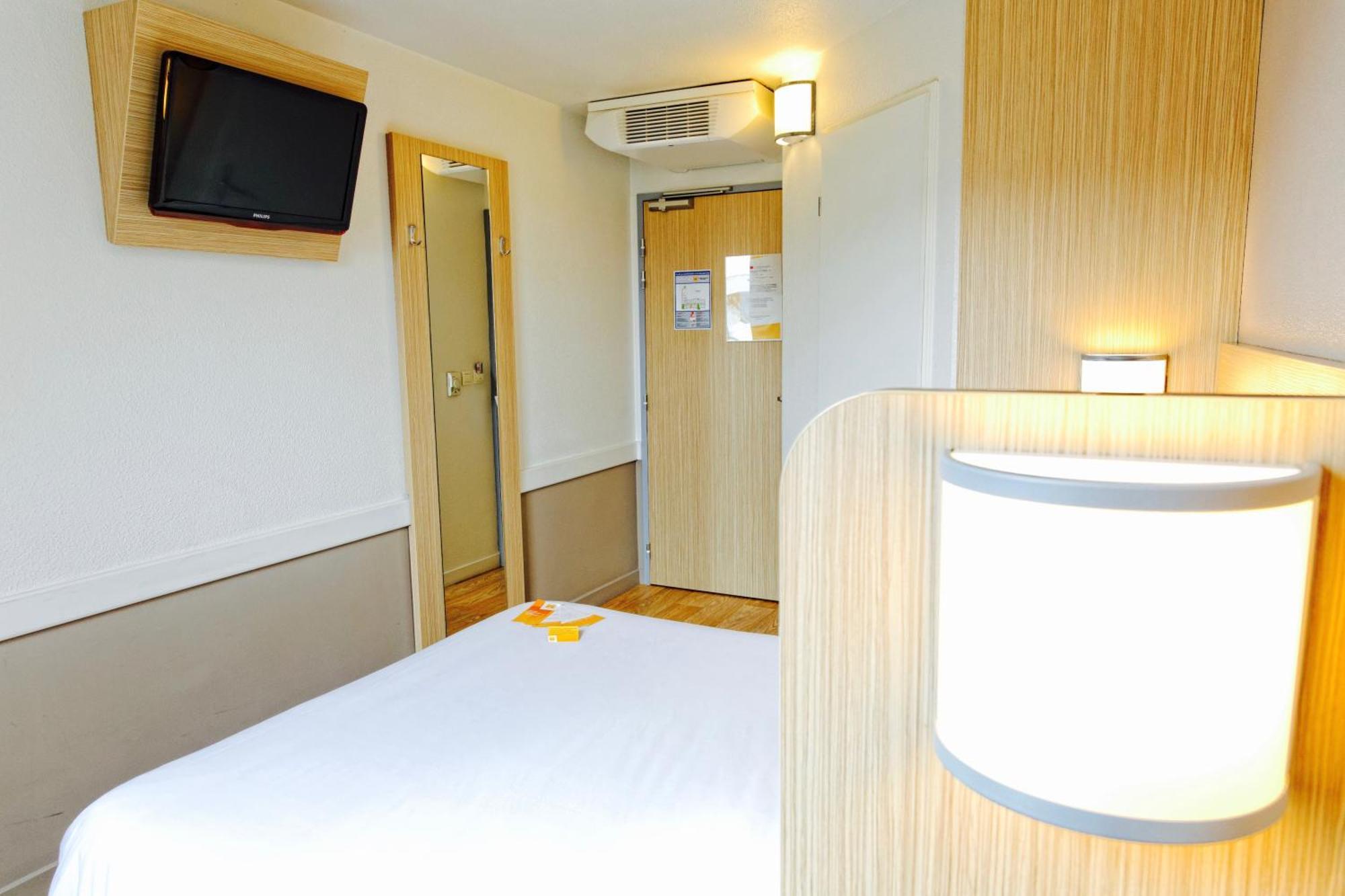 Premiere Classe Lyon Sud - Irigny - Pierre Benite Экстерьер фото