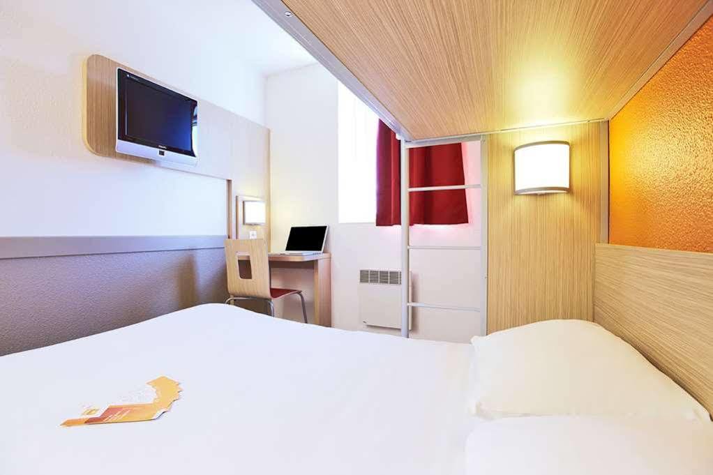 Premiere Classe Lyon Sud - Irigny - Pierre Benite Экстерьер фото