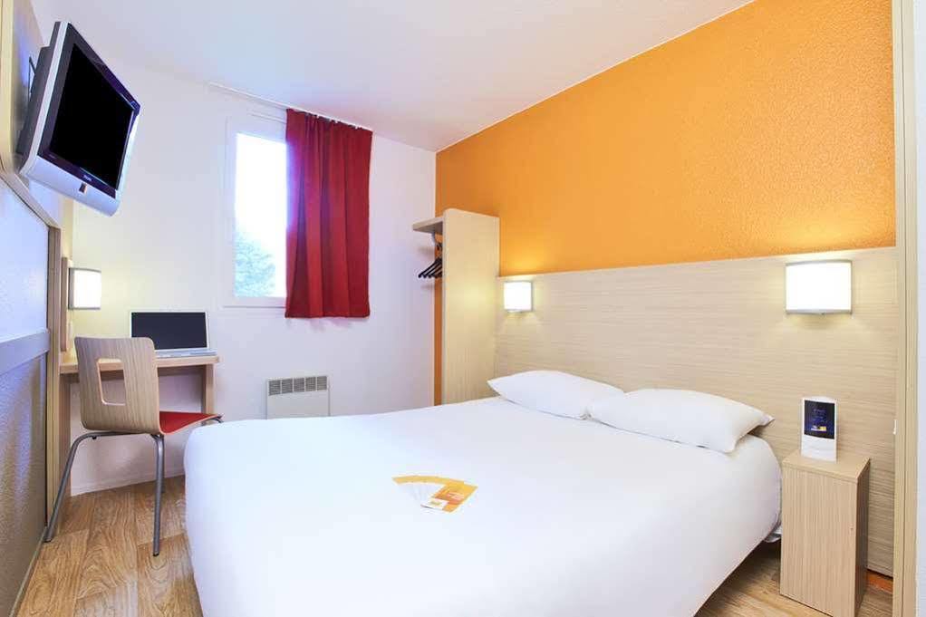 Premiere Classe Lyon Sud - Irigny - Pierre Benite Экстерьер фото